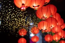 How Night Markets Offering Various Games Create Memorable Social Experiences
